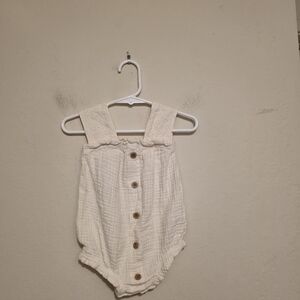 Grayson Mini Cream Textured  Baby Romper Size 6 To 9 Months